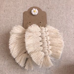 Cream macrame earrings